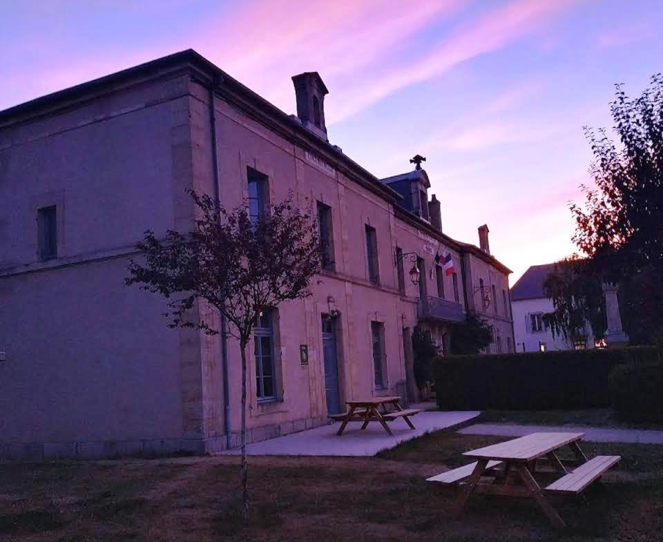 Bed and Breakfast Gite La Loutiere Ouroux-en-Morvan Exterior foto